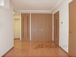 京都市営烏丸線 四条駅 徒歩3分の賃貸マンション 4階ワンルームのリビング/ダイニング