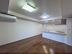 THE RESIDENCE京都東洞院四条 402 4階2LDKのリビング/ダイニング