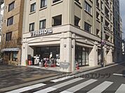 フレスコプチ　新町御池店まで450メートル
