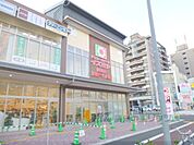 イズミヤ　堀川丸太町店まで550メートル