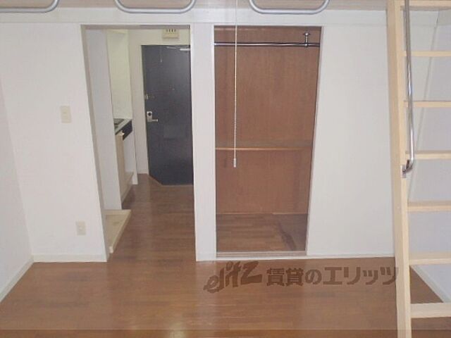 寝室