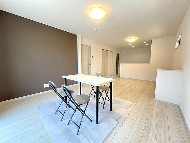 リビング/ダイニング 遠田郡涌谷町字追廻町