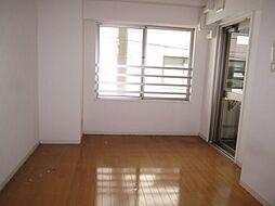 カスタリア新富町III 10階1Kのリビング/ダイニング