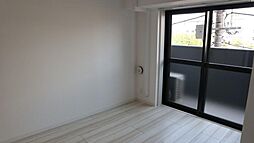 イート　アパートメント　ヴェリタス