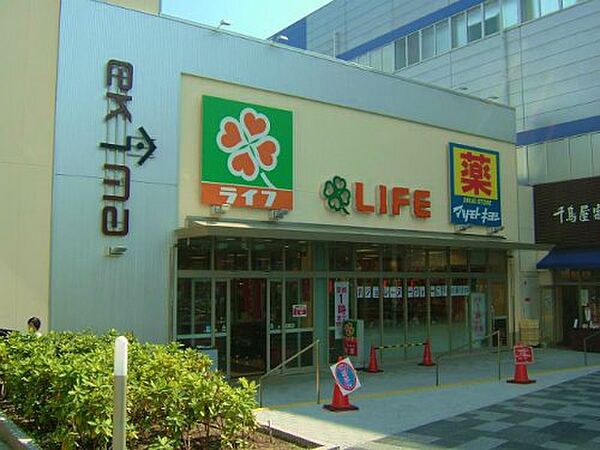 画像11:【スーパー】ライフ 今津駅前店まで217ｍ