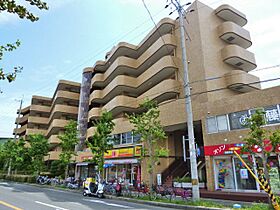 兵庫県西宮市上田東町4-79（賃貸マンション1LDK・5階・36.60㎡） その1