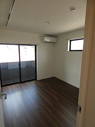 リゾートヴィレ西川口 202 2階1Kのリビング/ダイニング