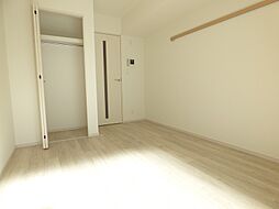 ヴィラ川口元郷 115 1階1Kのリビング/ダイニング