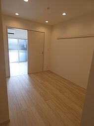 リブリ・西川口III 201 2階1LDKのリビング/ダイニング