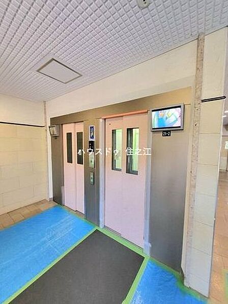 ★複数のエレベーターを完備!! 朝の渋滞も避けられそうですね♪