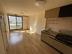 リヴェール 101 1階2LDKの室内