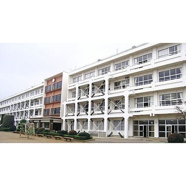 detached 茨城県かすみがうら市宍倉

地図を見る