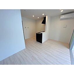 ロードスター 103 1階1LDKのリビング/ダイニング