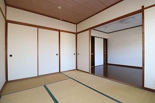 寝室