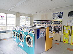 上富田町朝来　コインランドリー