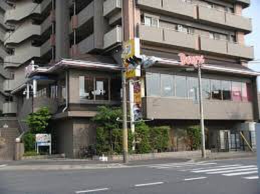 レオ四拾八番館