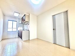 フェリスコートM　N 101 1階3DKのリビング/ダイニング