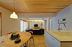 グランドメゾン徳川東 1301 3LDKのリビング/ダイニング