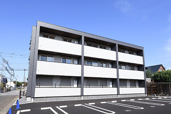 apartment 栃木県宇都宮市陽東３丁目２７－３　ウィスタリア１F