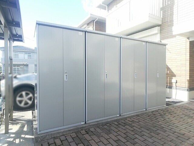 その他