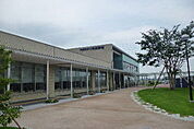 宇都宮市立南図書館 864m