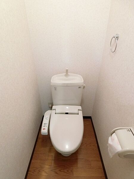 apartment 栃木県宇都宮市陽東３丁目２７－３　ウィスタリア１F