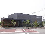 スターバックスコーヒー(140m)