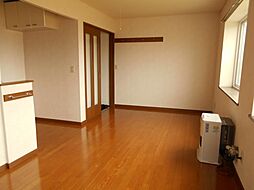 ワンズプレス 203 1階1LDKのリビング/ダイニング