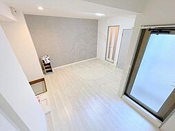 ドエルコトブキ 202 2階ワンルームのリビング/ダイニング