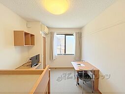 JR東海道・山陽本線 山科駅 徒歩15分の賃貸アパート 2階1Kのリビング/ダイニング