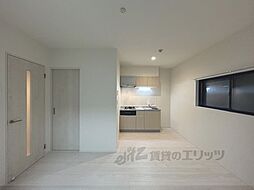 ハーモニーテラス納所町 3階1LDKのリビング/ダイニング