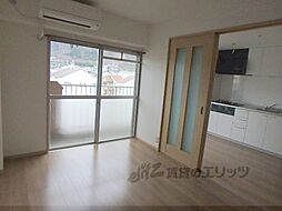 JR東海道・山陽本線 山科駅 徒歩18分の賃貸マンション 4階2DKのリビング/ダイニング