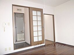 JR東海道・山陽本線 西大路駅 徒歩19分の賃貸マンション 3階1Kのリビング/ダイニング