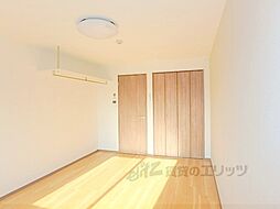 京阪本線 藤森駅 徒歩5分の賃貸マンション 1階1Kのリビング/ダイニング