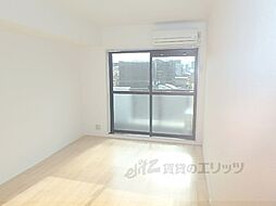 メゾン・ド・パリエ 4階1Kのリビング/ダイニング