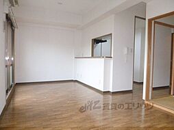 デミューズ木幡 305 3階3LDKのリビング/ダイニング