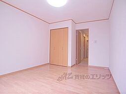 京阪本線 龍谷大前深草駅 徒歩5分の賃貸アパート 2階1Kのリビング/ダイニング