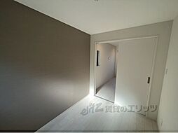 ハーモニーテラス深草池ノ内町 301 2階1LDKのリビング/ダイニング