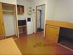 レオパレスＭＯＭＯＹＡＭＡ 102 1階1Kのリビング/ダイニング