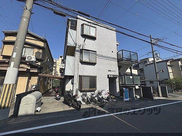 5 / 8
