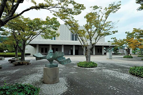 画像29:下関市立美術館(1、541m)