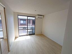 アーバンプレイス　I棟 202 2階2LDKのリビング/ダイニング