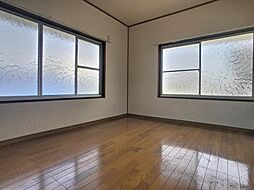 コーポ和田角倉A・B棟 A右 1階2DKのリビング/ダイニング