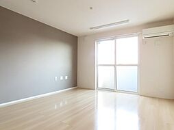 ロザ 203 3階3LDKのリビング/ダイニング