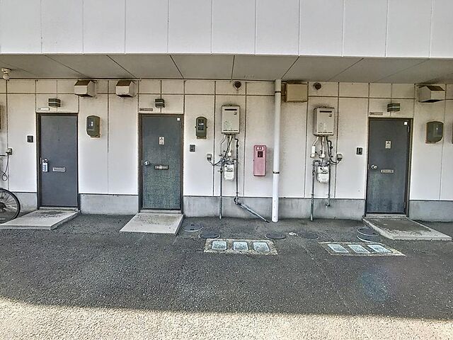 7 / 28