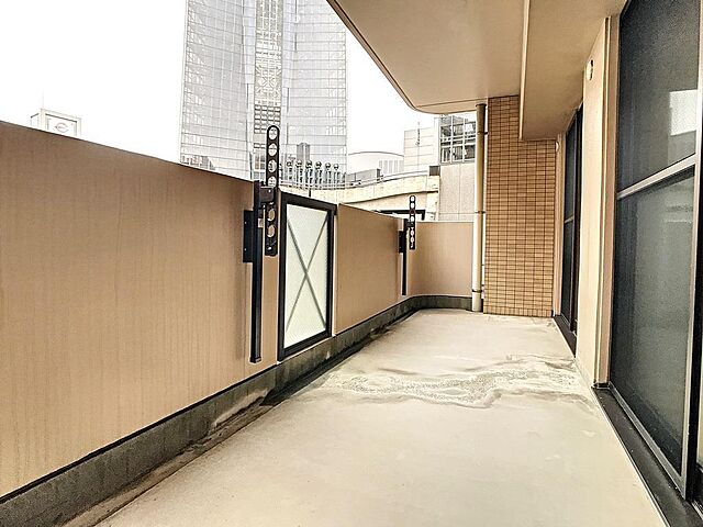 バルコニー