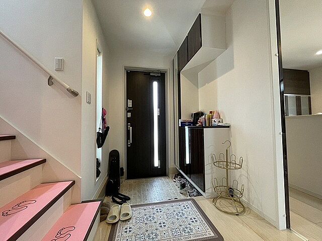 玄関 武蔵村山市残堀2丁目