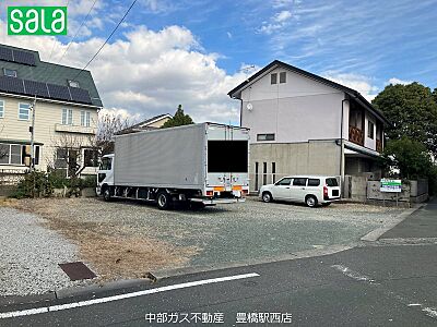 外観：【現地写真】60.41坪南向き、南西より撮影