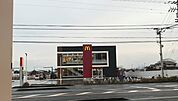 マクドナルド観音寺店 565m