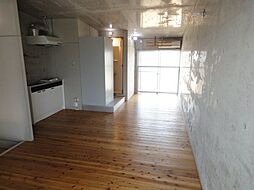 彩和荘 101 1階ワンルームのリビング/ダイニング